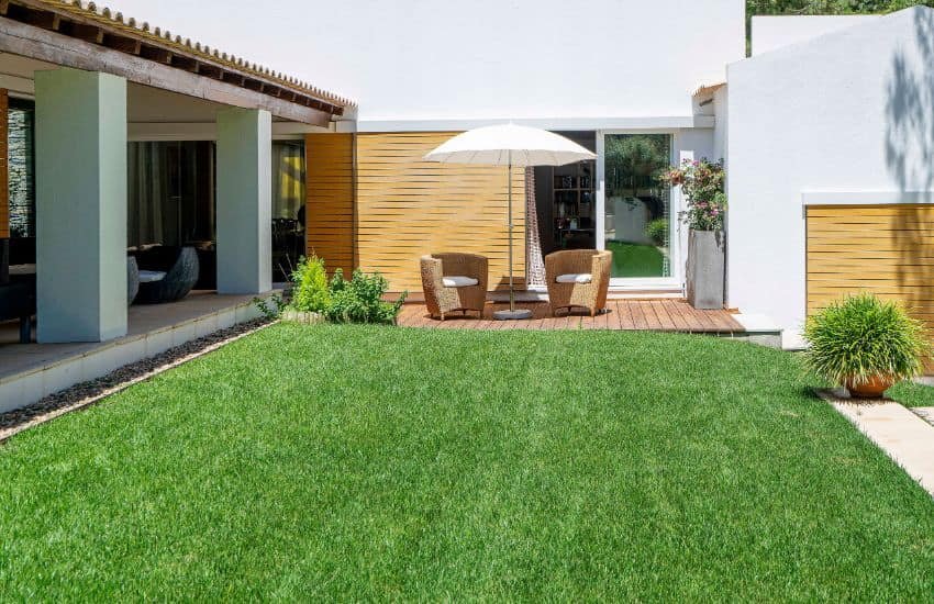 Considerations About Artificial Grass Installation To Prevent Heat Damage