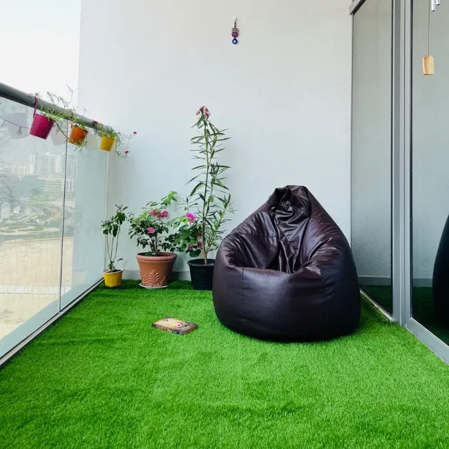 balcony garden with artificial grass