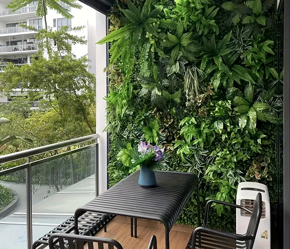 Artificial Green Wall Panel in Dubai
