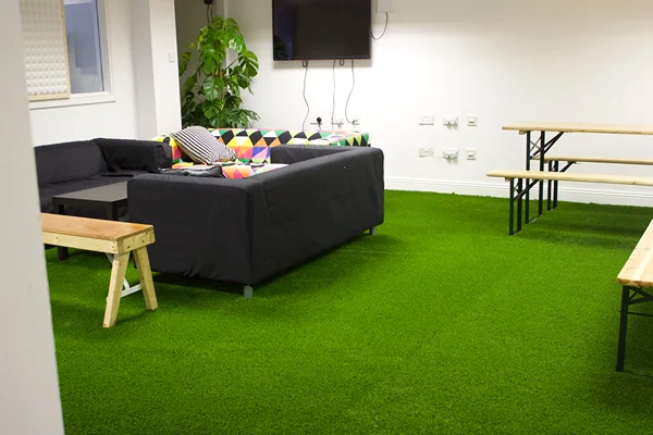 artificial grass install in hotel