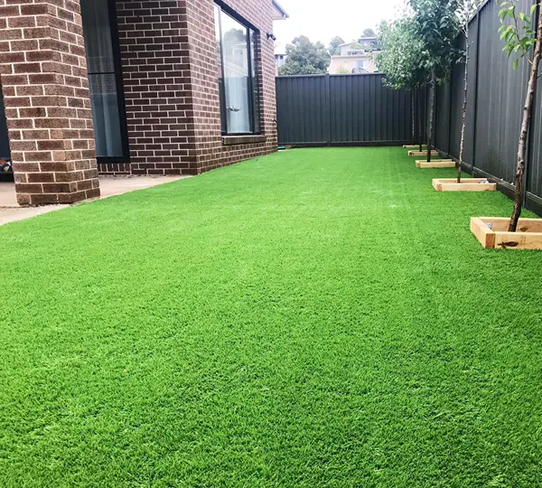Artificial Grass For Lawn in Dubai